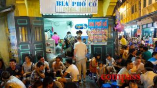 Ta Hien St, old quarter, Hanoi