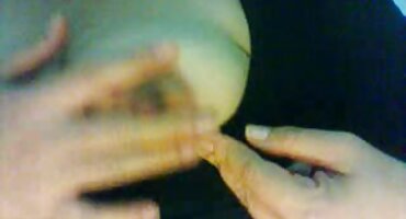 cách làm sex toy tại nhà Panther đánh bóng phim sex co trang trí thức bằng lưỡi của mình để tỏa sáng.