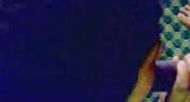 numi rias sex Avi tình Yêu Lây lan chân của sex sub mình ở phía trước của stepdad.